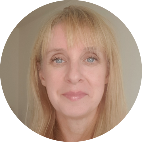 Dr Roslyn Law